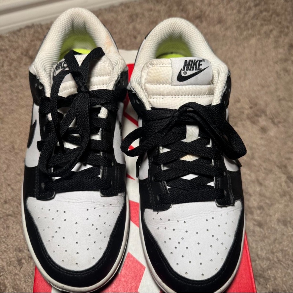 Nike Black and White Sneakers